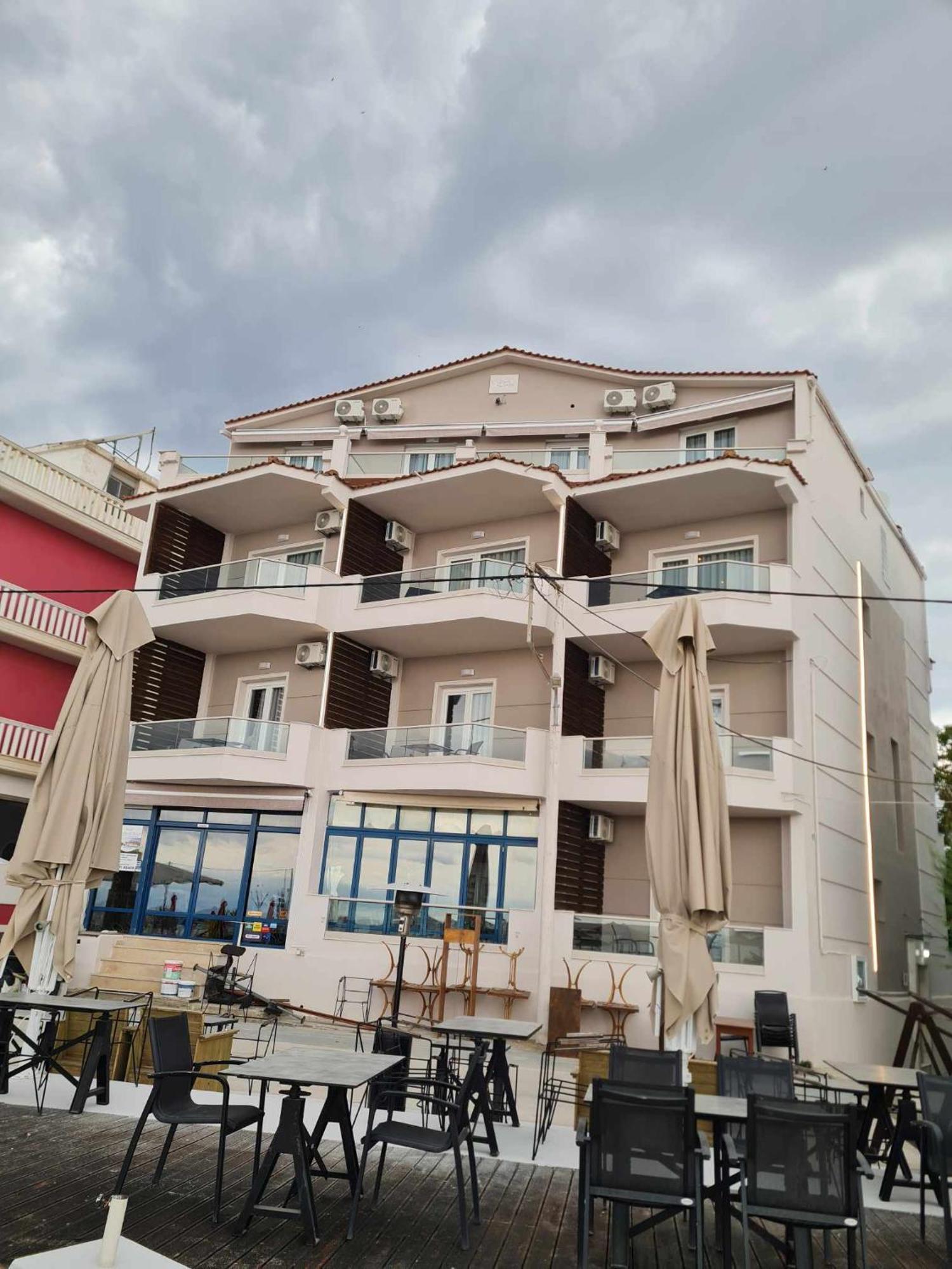 Anna Beach Suites Limenária Eksteriør bilde