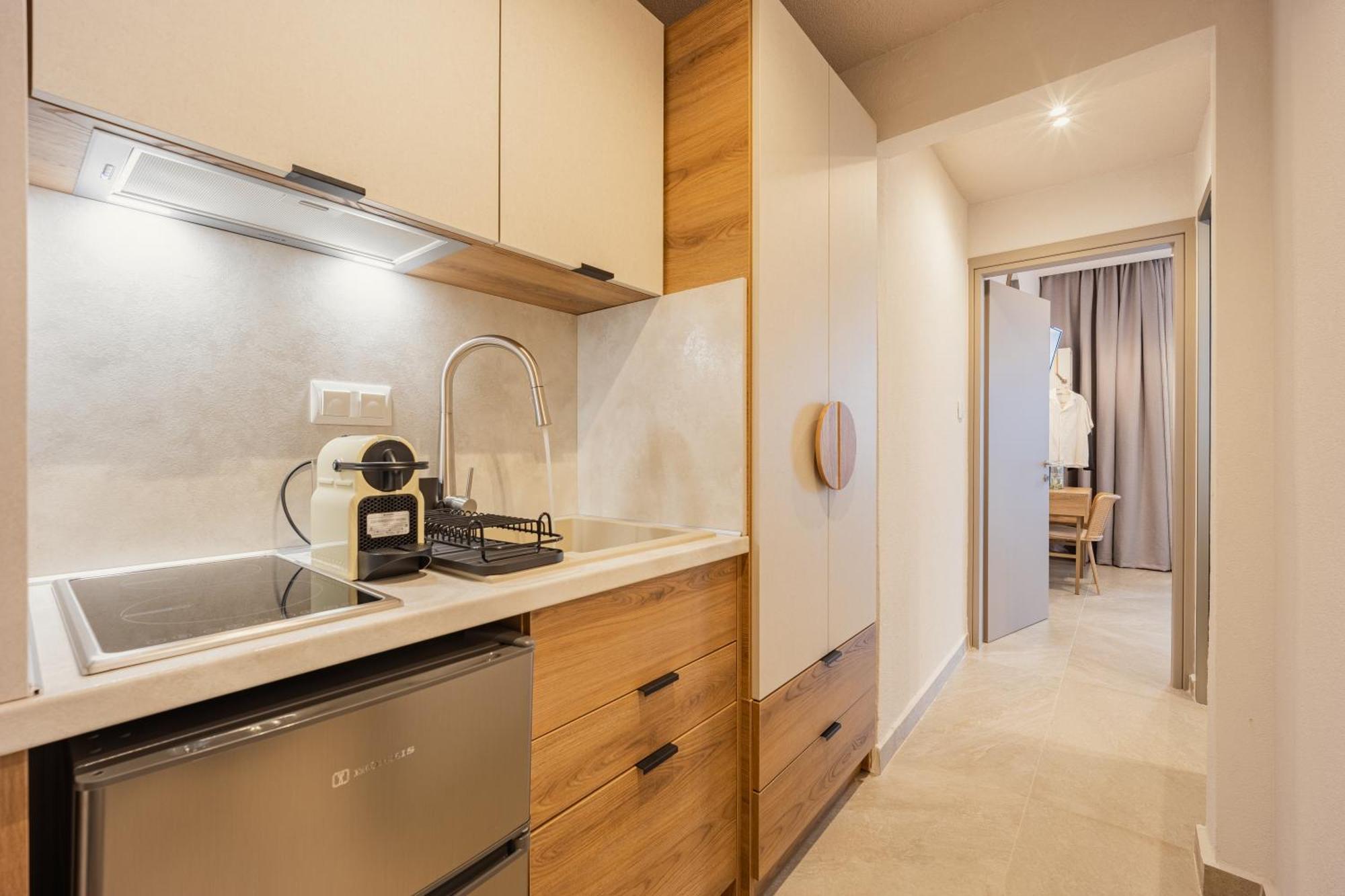 Anna Beach Suites Limenária Eksteriør bilde