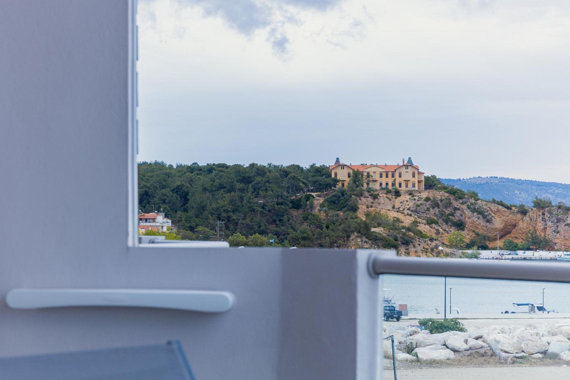 Anna Beach Suites Limenária Eksteriør bilde
