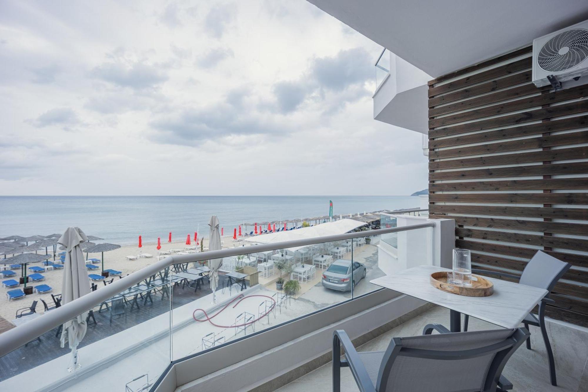 Anna Beach Suites Limenária Eksteriør bilde