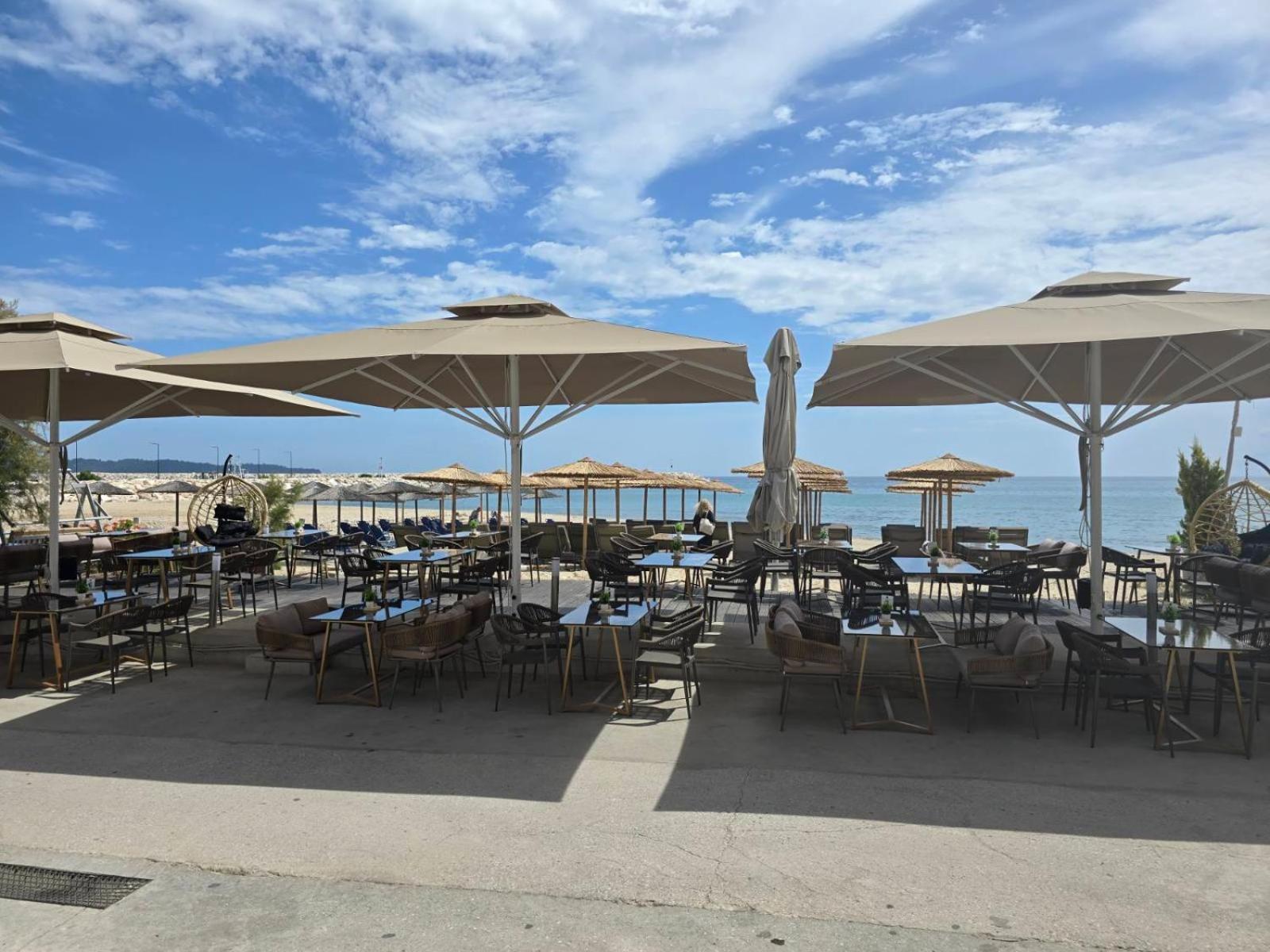 Anna Beach Suites Limenária Eksteriør bilde