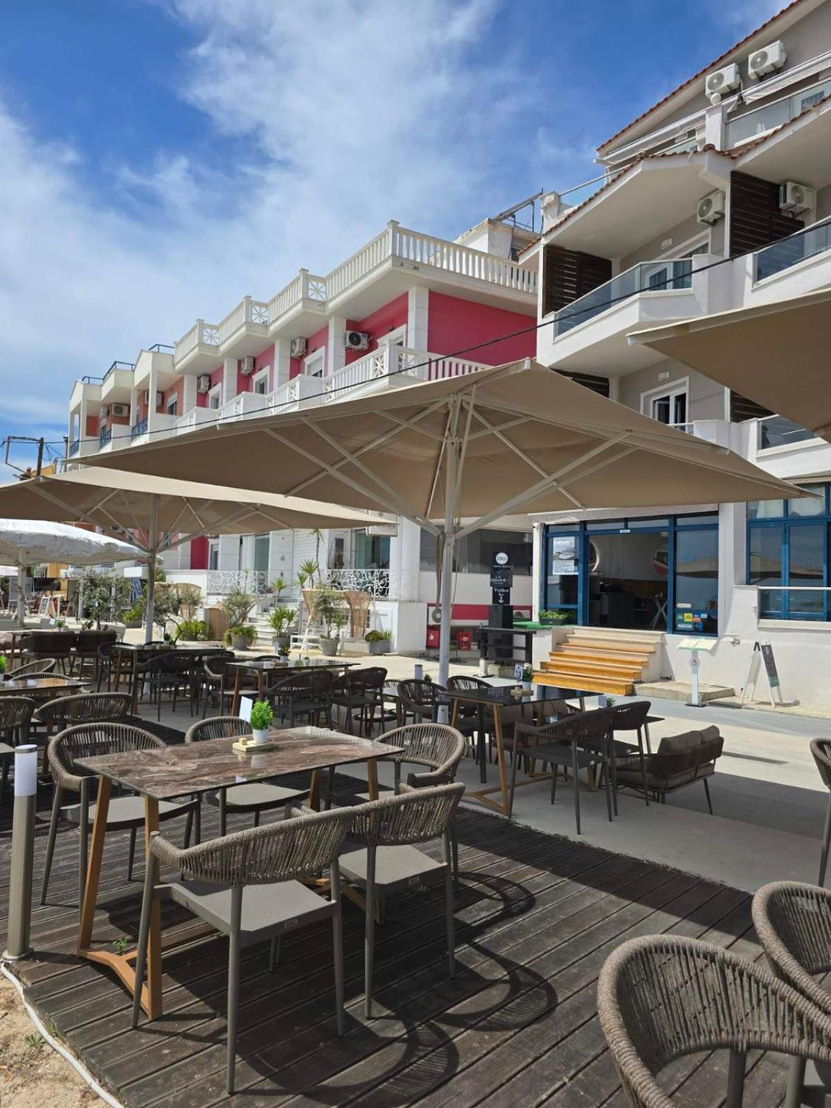 Anna Beach Suites Limenária Eksteriør bilde